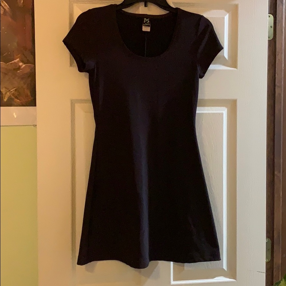 Cute black dress